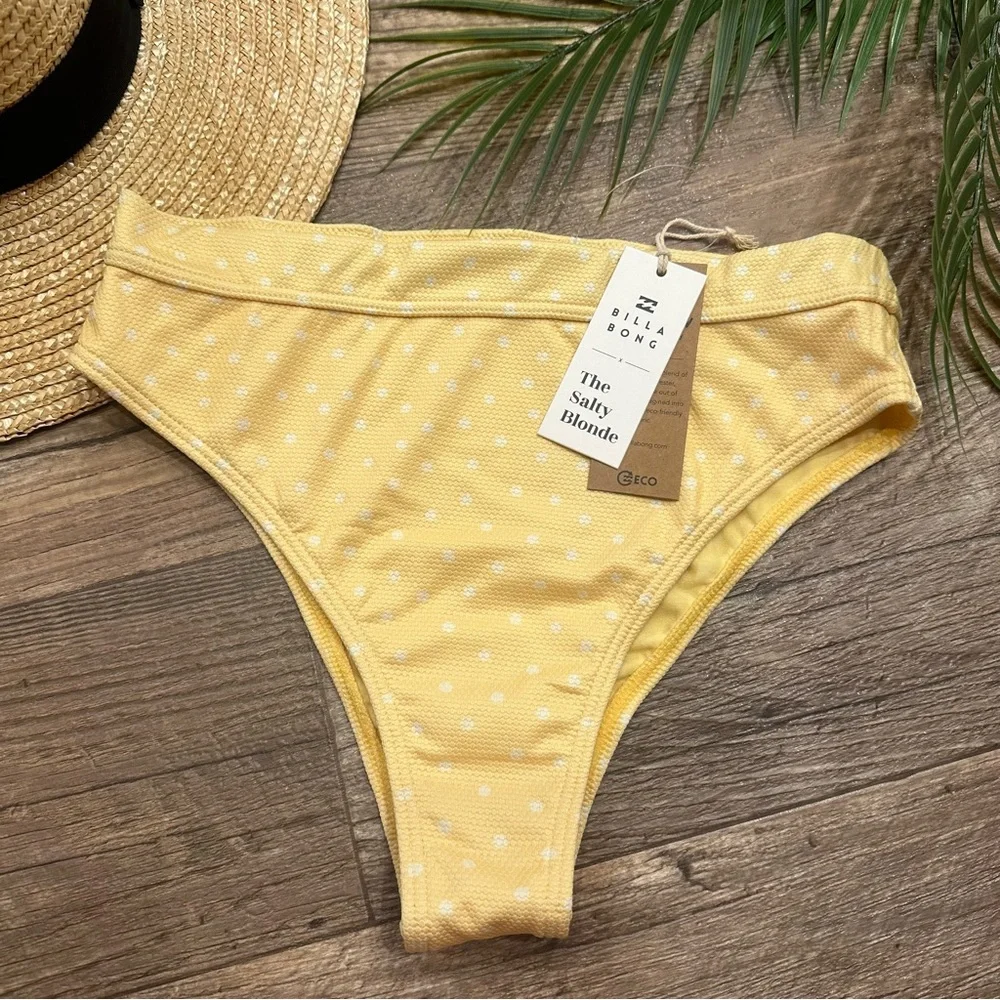 Billabong x Salty Blonde Polka Dot Bikini Bottom πΌππ - Picture 2 of 13